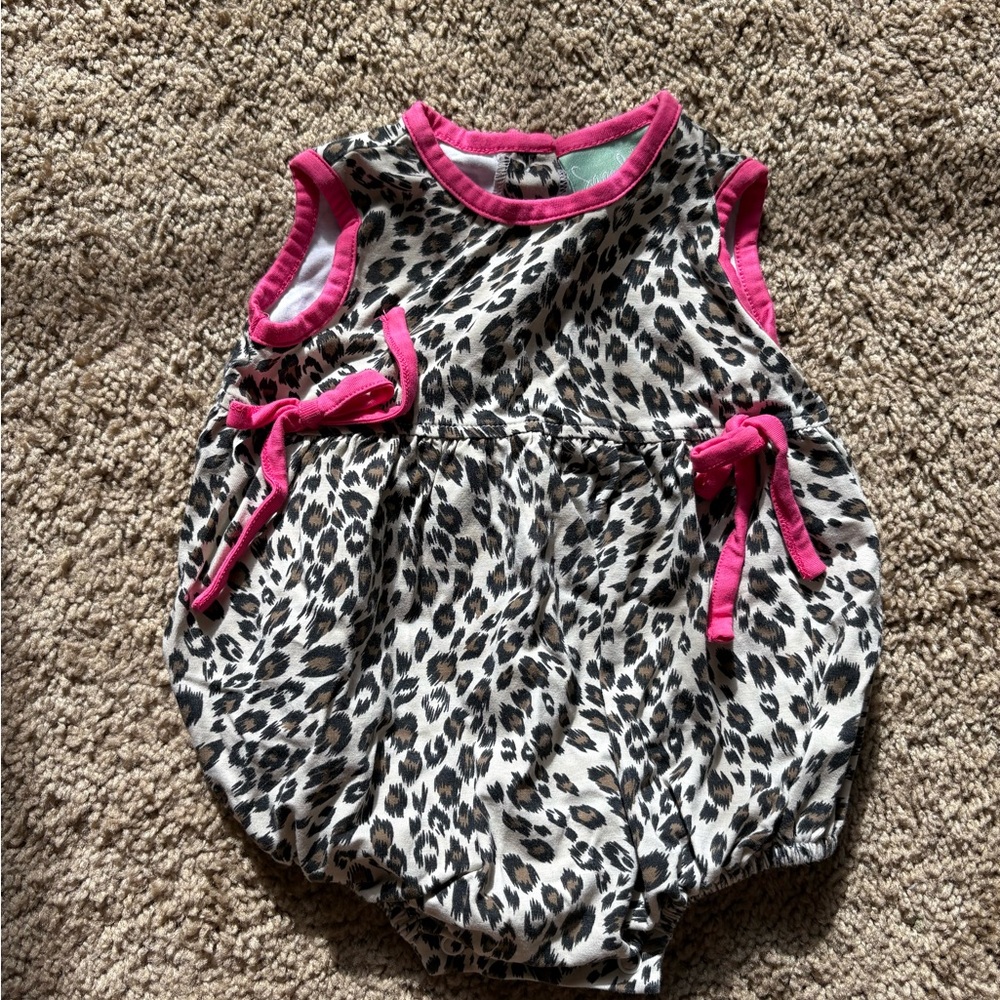 Sage & Lily Leopard Bubble